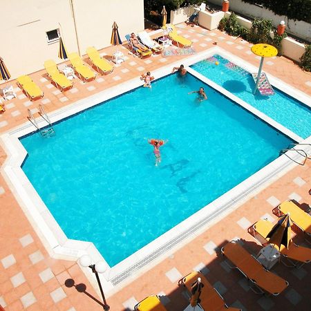 Ideal Hotel Kokkini Hani Bagian luar foto