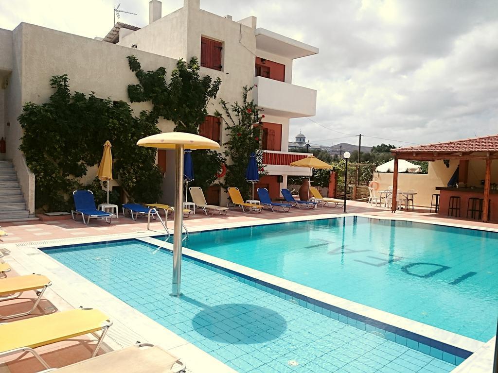 Ideal Hotel Kokkini Hani Bagian luar foto