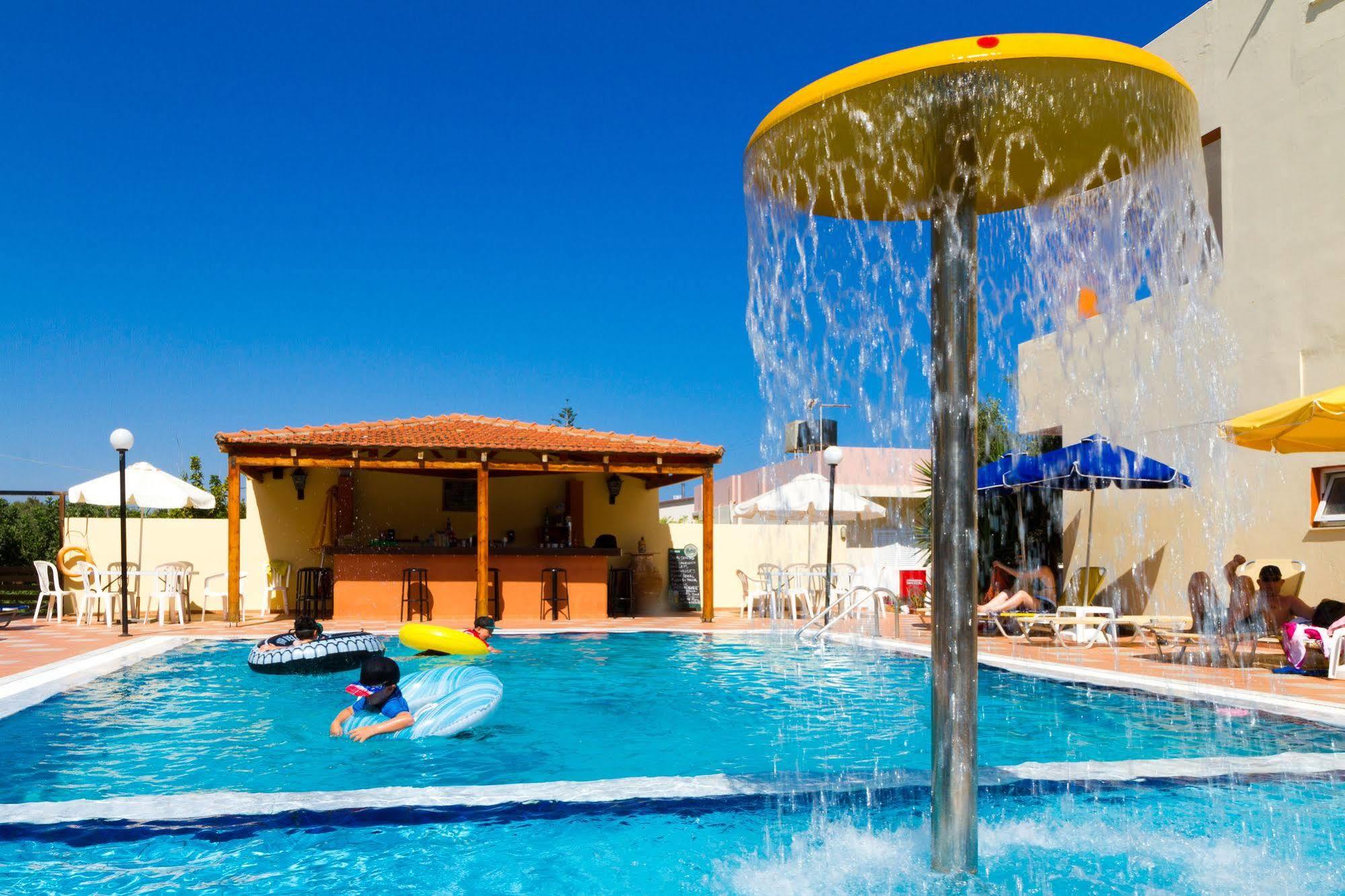 Ideal Hotel Kokkini Hani Bagian luar foto